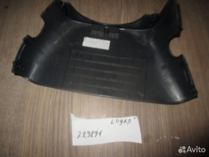 Обшивка рулевой колонки верхняя (Renault Logan)