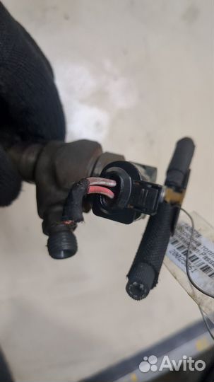 Форсунка топливная Volkswagen Passat 7 Европа, 2013