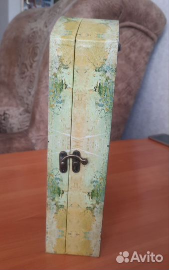 Ключница настенная