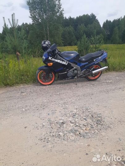 Кавасаки ззр400