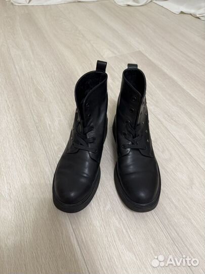 Ботинки женские