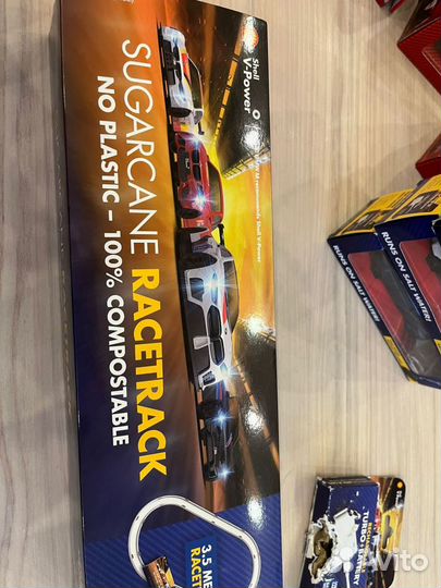 Коллекция машинок shell с трэком и аккумулятором