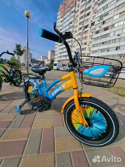 Детский трехколесный велосипед