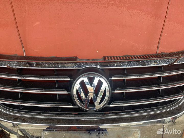 Решетка радиатора Vw Touran BSX 2008