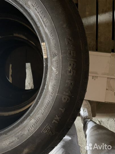 Continental Conti4x4Contact 215/65 R16