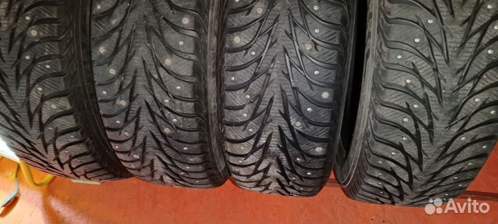Yokohama 125T 225/60 R17