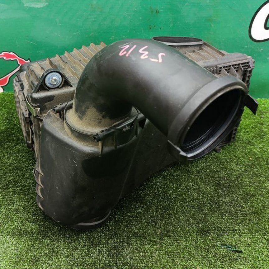 корпус воздушного фильтра - Купить автозапчасти у проверенных