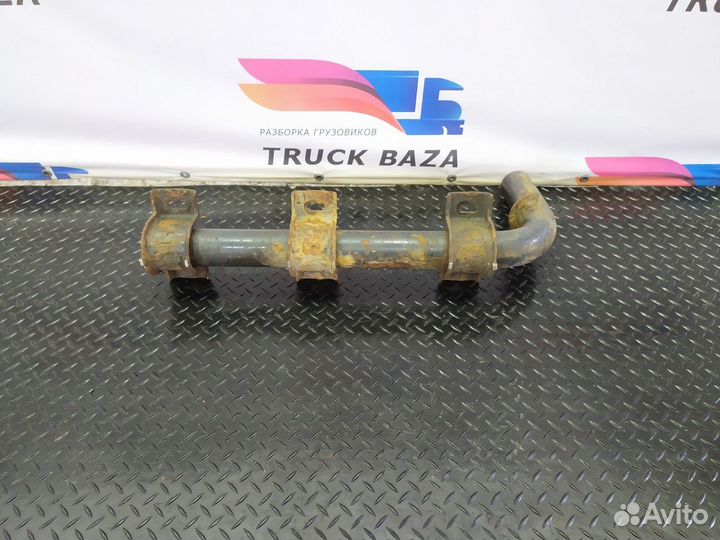 Кронштейн подножек нижний Iveco Stralis