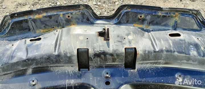 Капот Renault sandero stepway 2