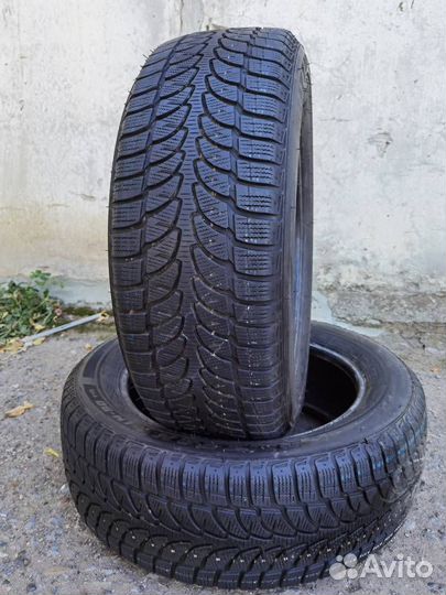 Bridgestone Blizzak LM-80 215/60 R17 96H