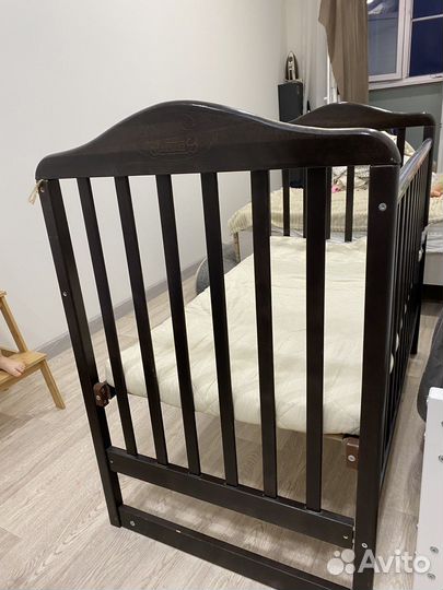 Кроватка детская
