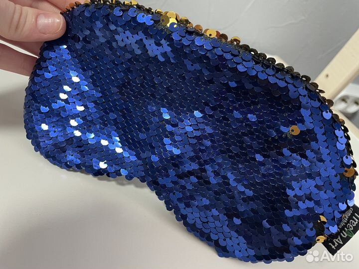 Маска для сна в пайетках