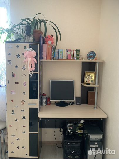 Компьютерный стол