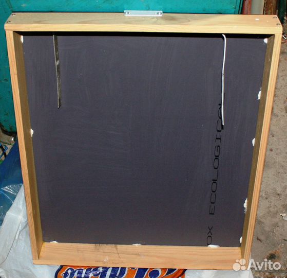 Зеркало на деревянной рамке 44х38 см