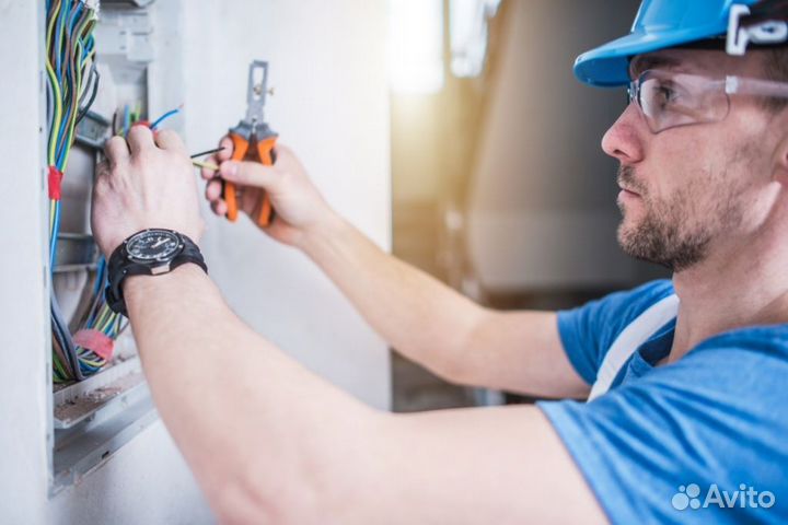 Электромонтажник