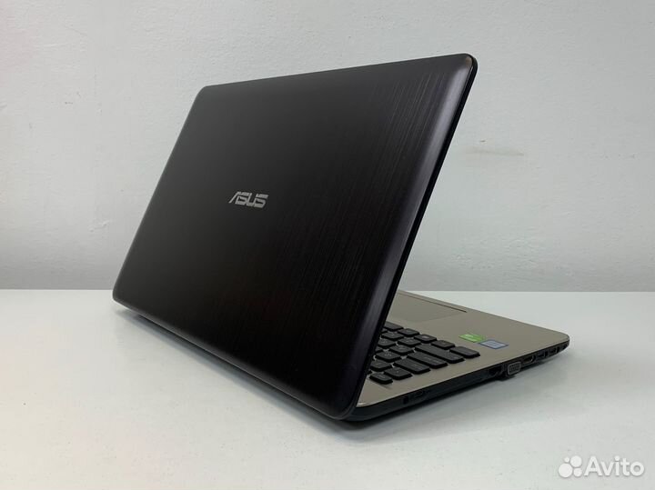 Игровой Asus FullHD/i3/920m/6gb/SSD Kingston