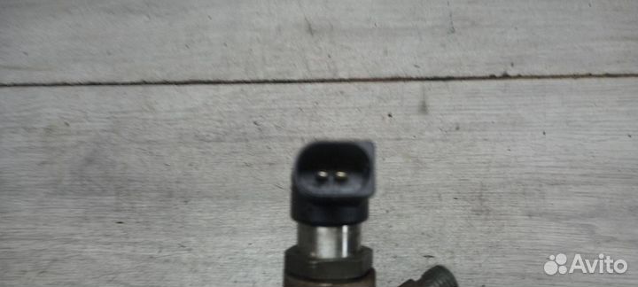 Форсунка топливная Land Rover Range Rover Sport