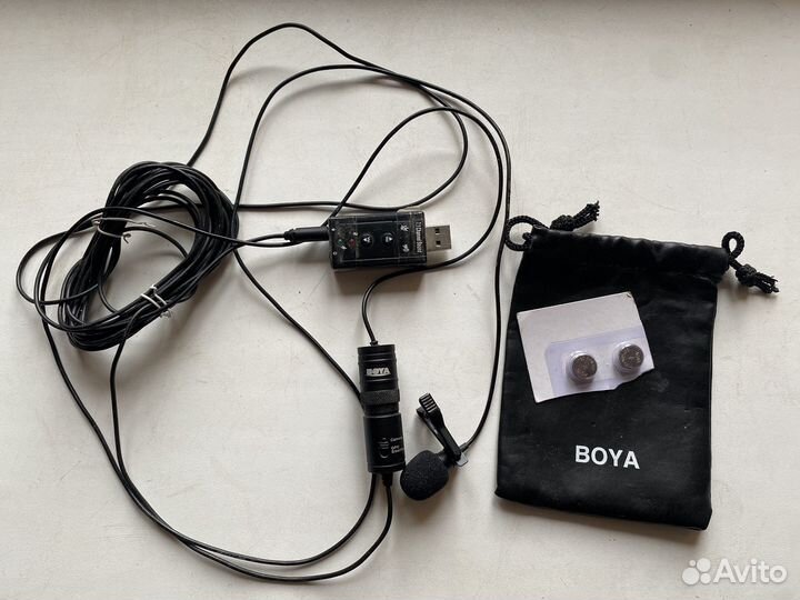 Петличный микрофон boya BY-M1 со звуковой картой