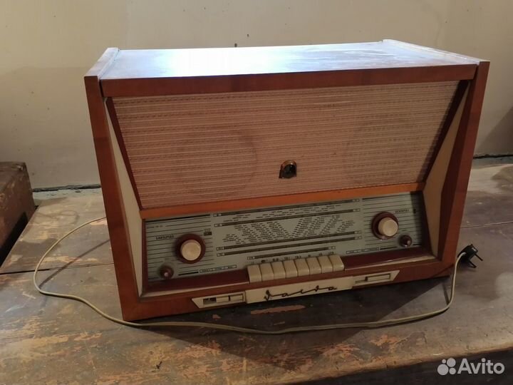 Ламповая магнитола