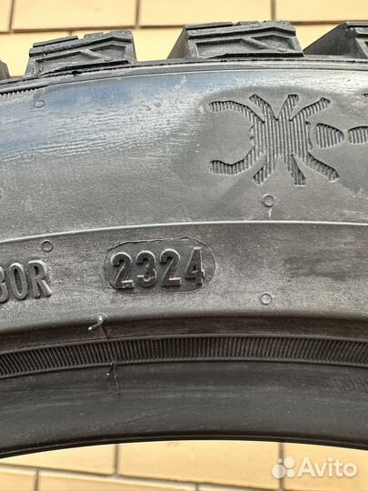 Pirelli Scorpion Ice Zero 2 245/45 R20 103H