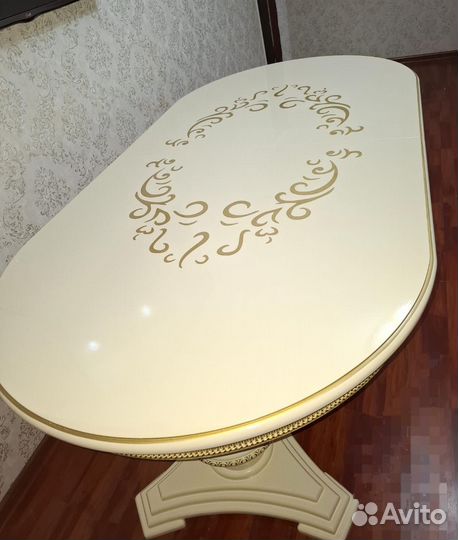 Стол выдвежной