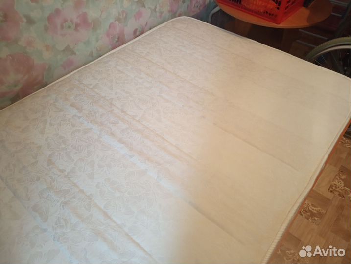 Кровать с матрасом бу