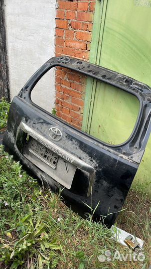 Крышка багажника Тойота лэнд круйзер 150