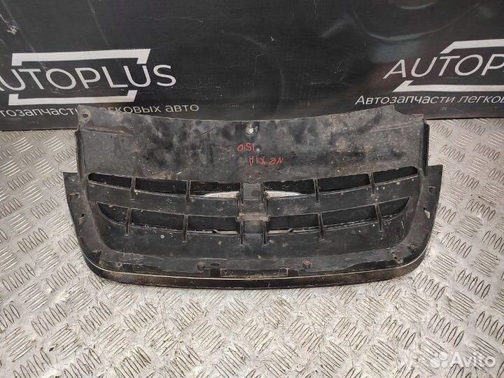 Решетка радиатора Daewoo Nexia N150 F16D3