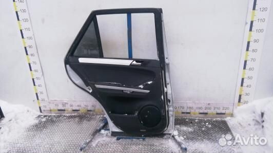 Дверь задняя левая mercedes benz M-class W164 (1BS