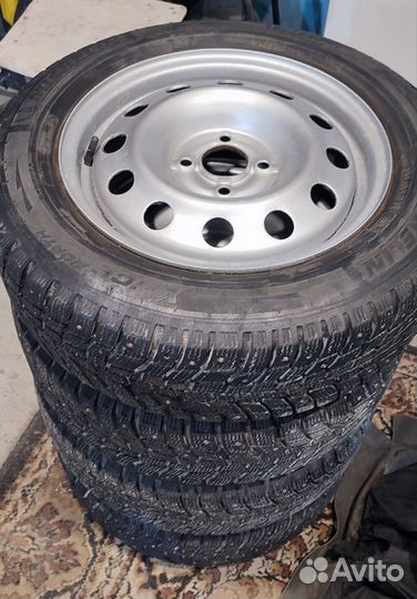 Michelin X-Ice North 185/65 R15