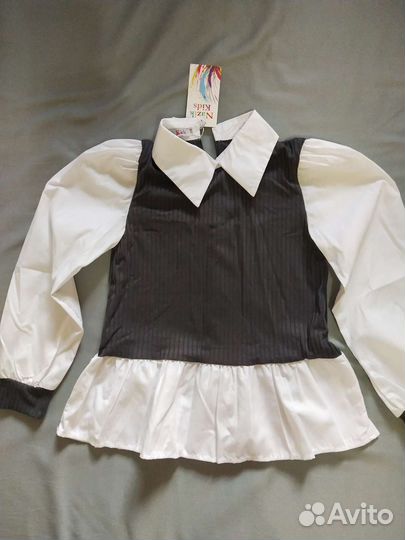 Блузка новая школьная 1-2 класс