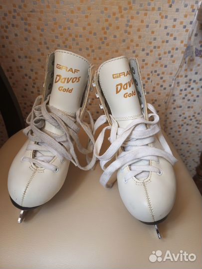 Коньки фигурные детские Graf Davos Gold