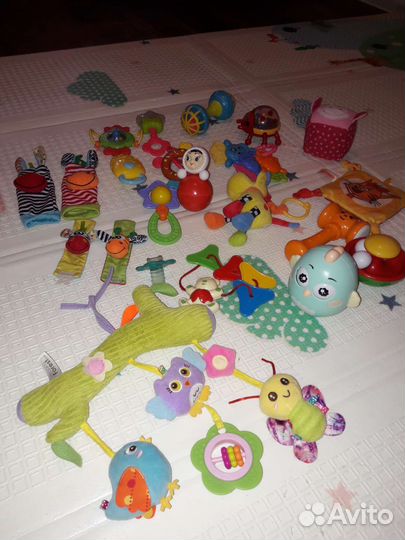 Погремушки подвески игрушки от рождения пакетом