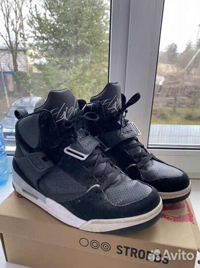 Кроссовки Jordan flight