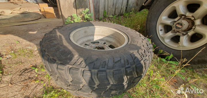 Cooper Discoverer STT Pro 235/85 R16