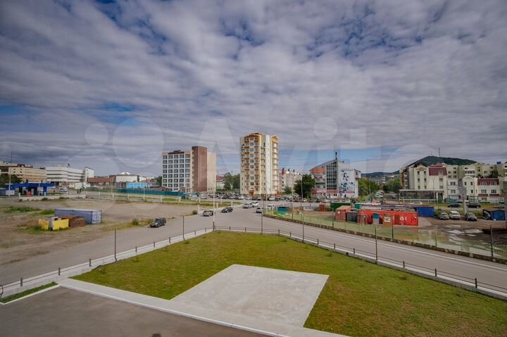 2-к. квартира, 64 м², 3/9 эт.