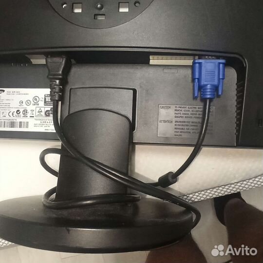 Монитор Samsung syncmaster 943n