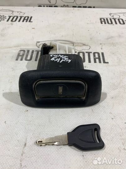 Замок багажника Renault Symbol K7JA700 2005