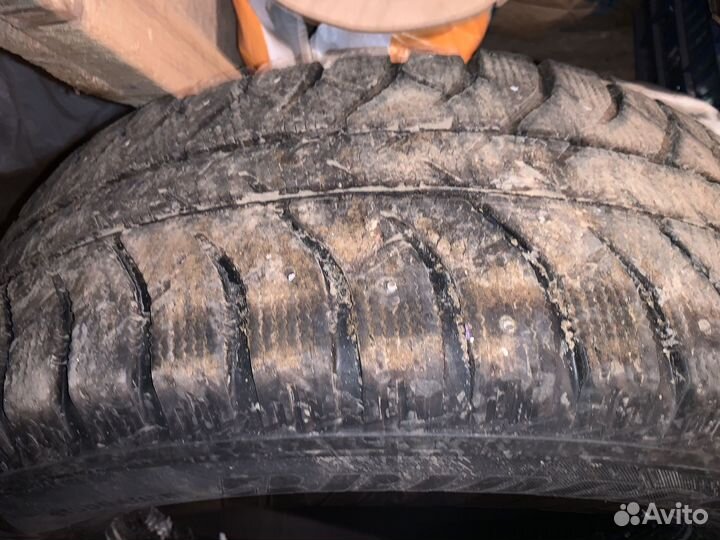 Bridgestone Ice Cruiser 7000 255/65 R17