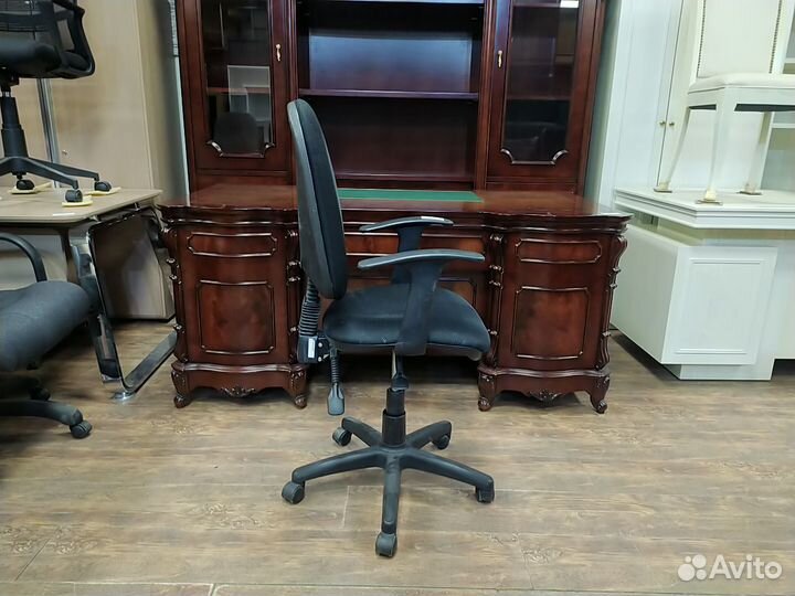 Кресло для персонала б/у CH-661 12004-чрн