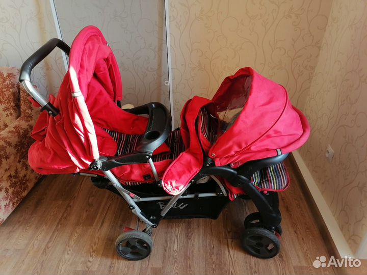Коляска для двойни