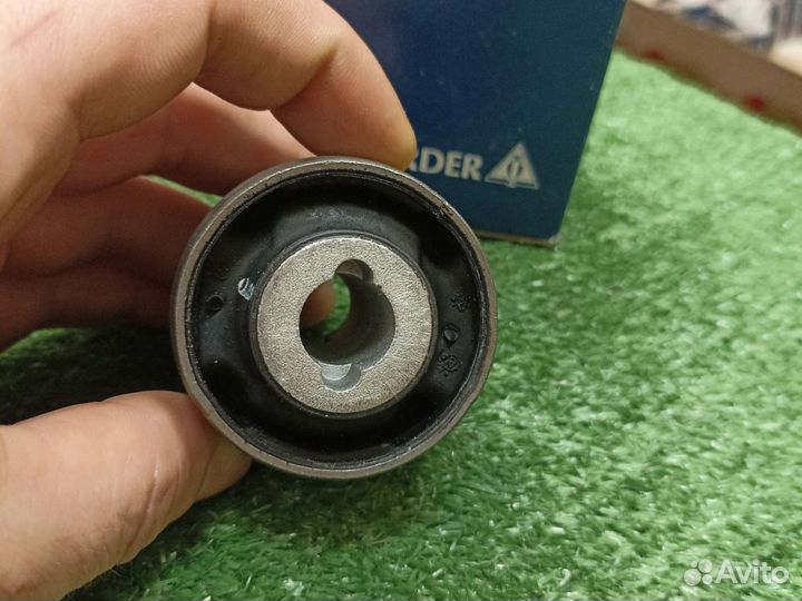Сайлентблок рычага Вольво хс90 1 (2002-14г) перед