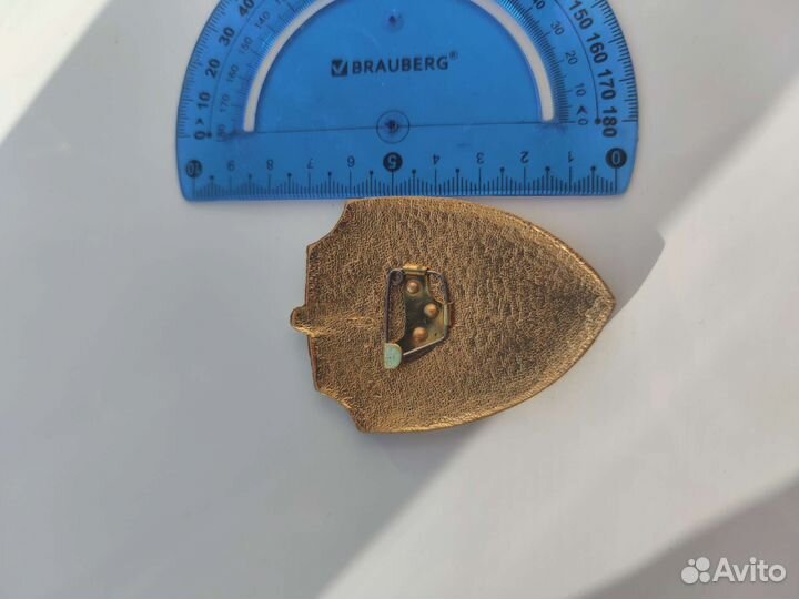 Нагрудной знак мвд СССР 