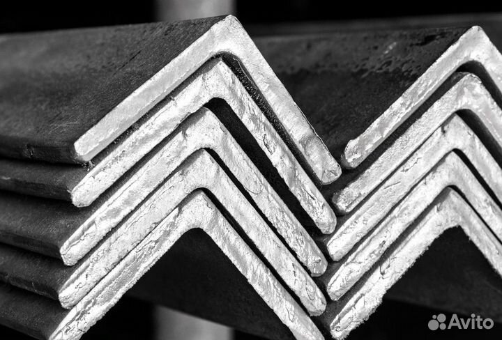 Уголок стальной