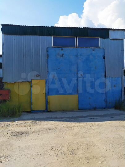 Гараж, > 30 м²