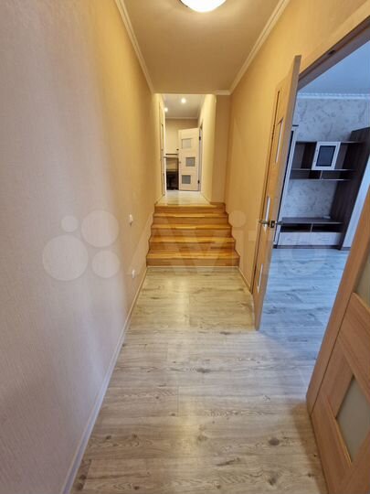 3-к. квартира, 87,3 м², 2/4 эт.