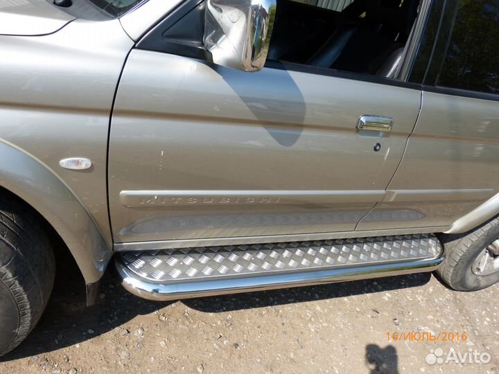 Передняя дуга нержавейка пороги Паджеро Спорт2