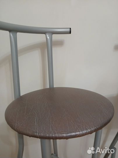 Барный стул