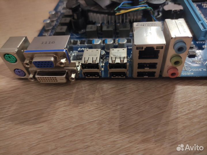 Материнская плата Gigabyte GA-H61M-D2-B3 (1155)