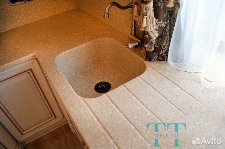 Столешница из искусственного камня